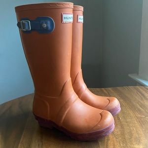 Kids orange Hunter tall rain boots